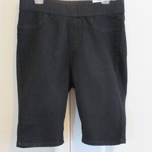 NWT - Pull On American Star Black Shorts Size 12 High Rise No Gap Super Stretch